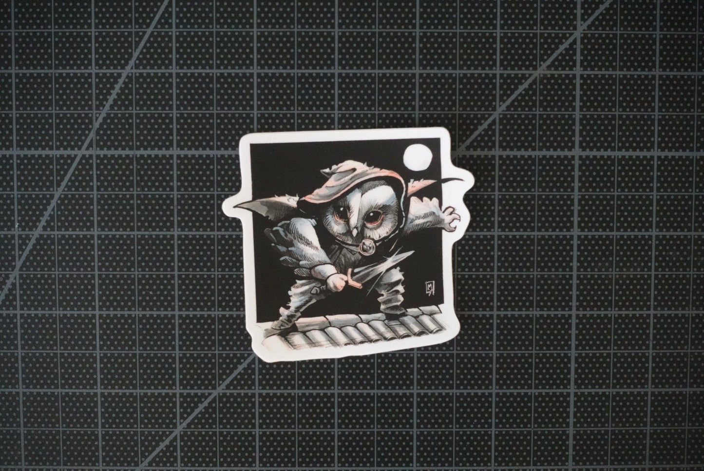 Owl rogue sticker